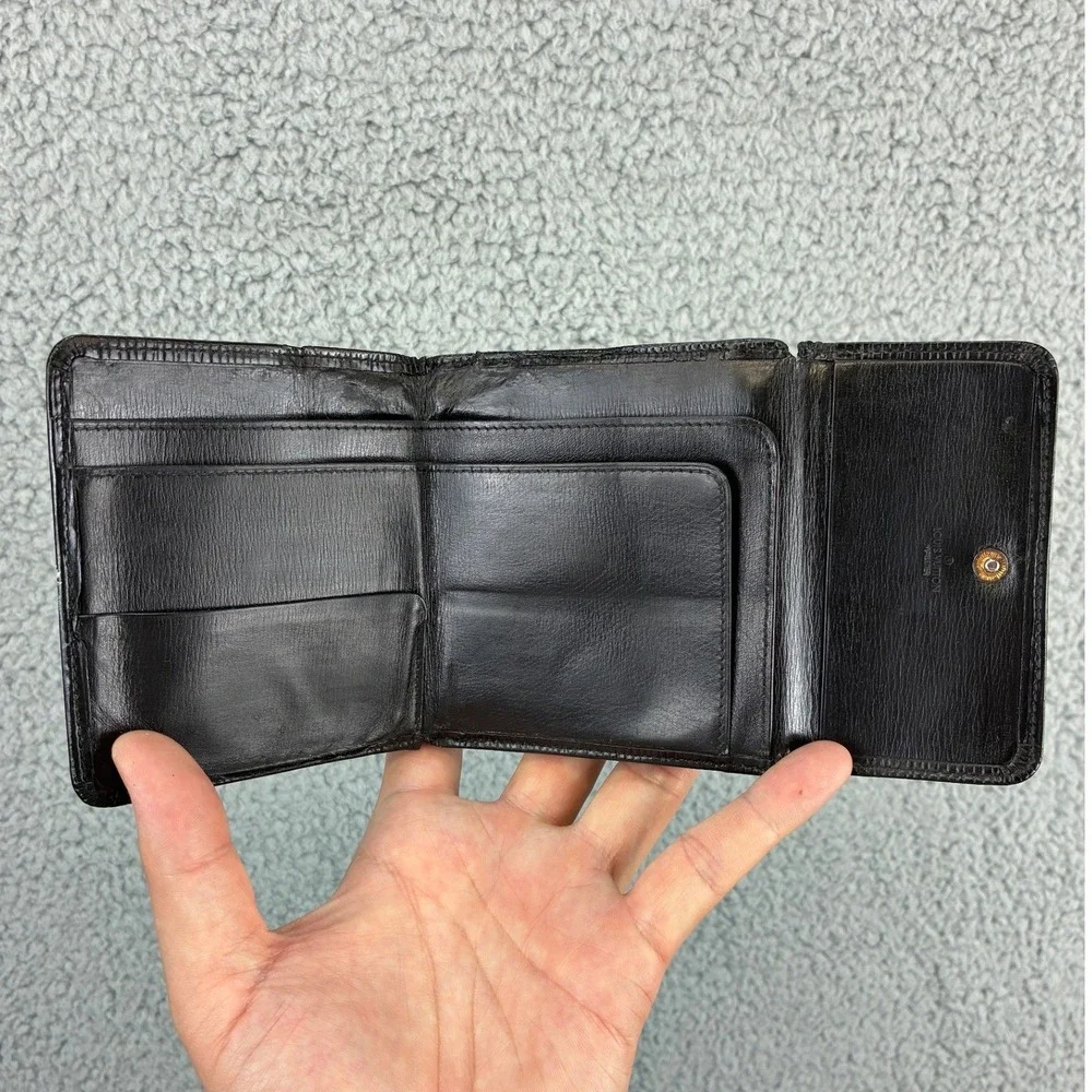 Louis Vuitton Epi Leather Compact Wallet Black Bifold Vintage Authentic Luxury